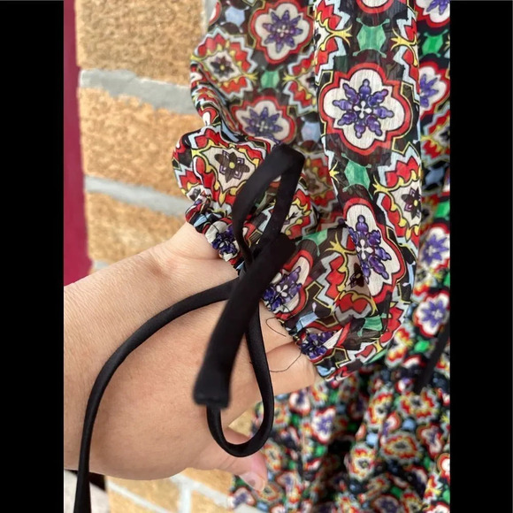 alice + olivia Arnette Tiered Tunic Dress medium - Picture 9 of 14